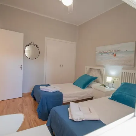 C102 - Huge And Stylish 5 Bedroom By The Center Apartamento Málaga