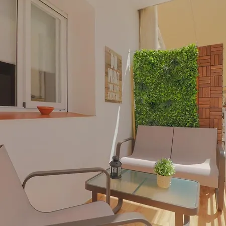 C102 - Huge And Stylish 5 Bedroom By The Center Apartment