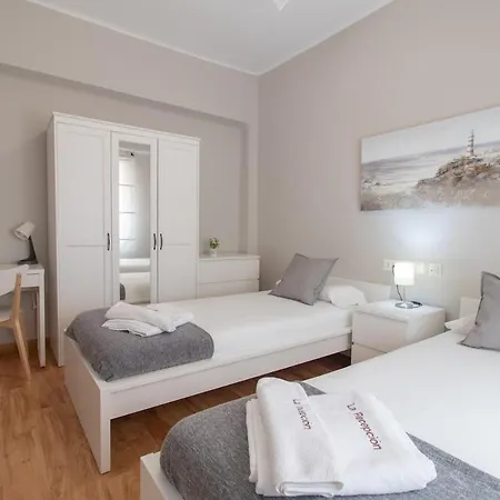 C102 - Huge And Stylish 5 Bedroom By The Center Apartamento *
